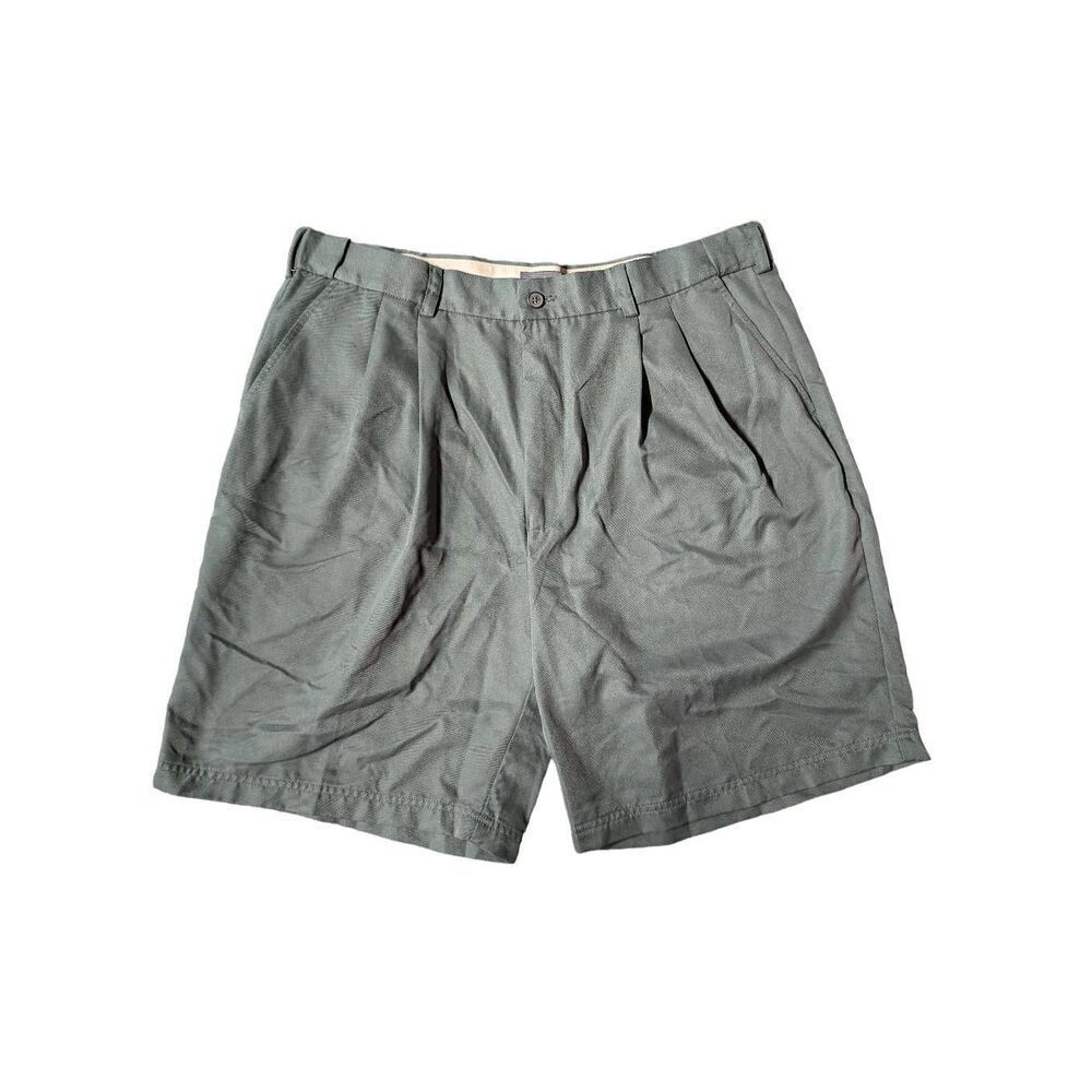 Van Heusen Gray Men Shorts size 36